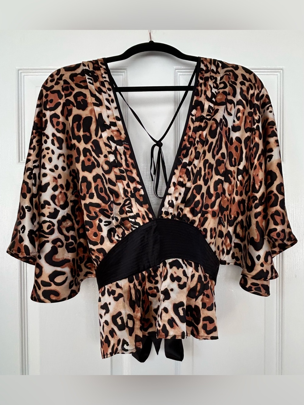bebe Leopard Print V-Neck Tie-Back Top - Black, Tan, Brown